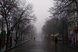 Завораживающая красота: Одессу в очередной раз накрыл густой туман фото 2