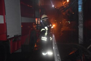 Не успели спасти: на пожаре в Аркадии погиб мужчина фото