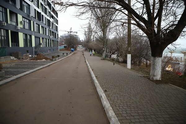 Готовь санки летом: в Одессе начали подготовку к курортному сезону  фото 28