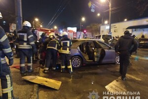 На Молдаванке столкнулись пять автомобилей: два парня сгорели заживо (обновлено) фото