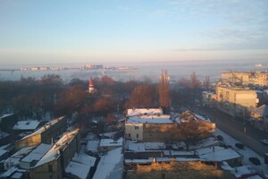 Тепло возвращается: Одессу снова накрыл густой туман фото