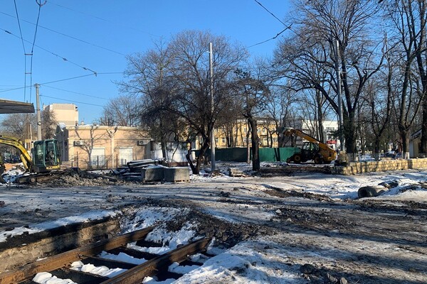 Сердце Молдаванки: как проходит благоустройство Алексеевского сквера  фото 10