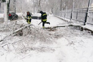 Второй день снегопада в Одессе: хроника событий (обновляется) фото 1