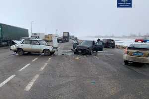 Еще одно масштабное ДТП: в Одессе столкнулись четыре авто фото