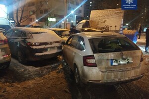 Шел на обгон: в Одессе пьяный водитель разбил семь авто фото 2