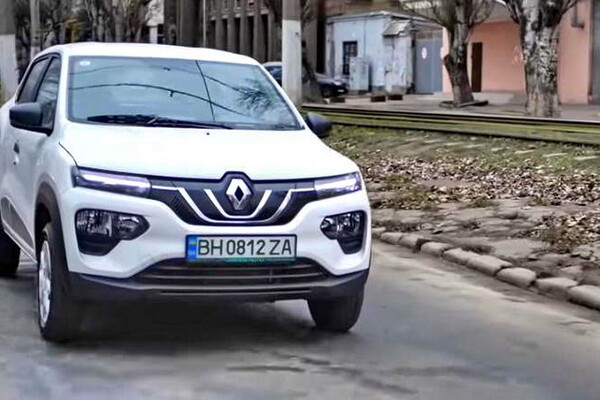 Самый дешевый электромобиль в мире: на дорогах Одессы заметили редкое авто фото 1