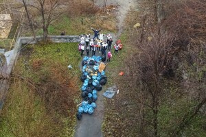 Ради чистого города: на одесских пляжах организовали уборку мусора фото