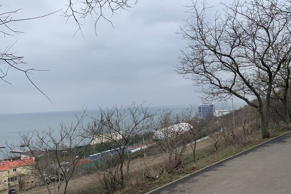 Лучший вид на море и историческое прошлое: все про парк &quot;Юность&quot; в Одессе  фото 124