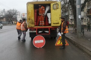 Закрыли даже для пешеходов: когда в Одессе отремонтируют Ивановский мост фото