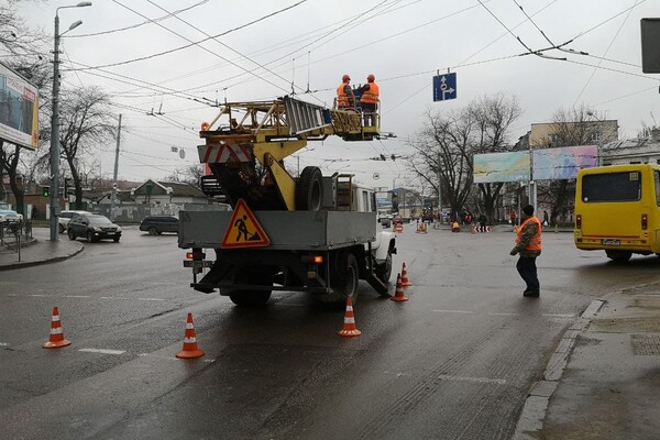 Закрыли даже для пешеходов: когда в Одессе отремонтируют Ивановский мост фото 1