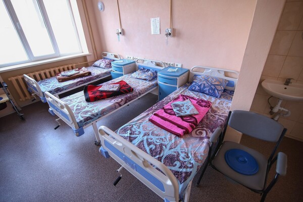 150 дополнительных коек: больница на Фонтане начнет принимать заболевших Covid-19  фото 18