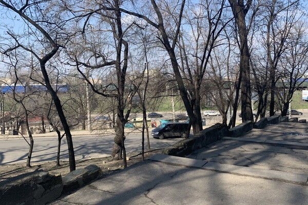 Забытый уголок Одессы: интересная прогулка в Херсонский сквер  фото 64