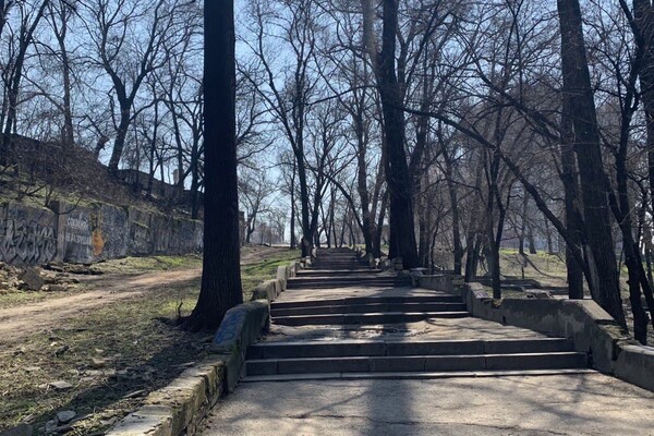 Забытый уголок Одессы: интересная прогулка в Херсонский сквер  фото 66