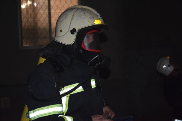 Подгоревшие блинчики и спасение собаки: в Одессе тушили два пожара фото