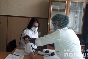 Борьба с Covid-19: в Одесской области массово вакцинируют спасателей и полицейских фото 1