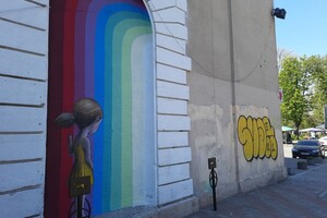 Яркий туннель: в Одессе французский художник нарисовал еще один рисунок фото 6