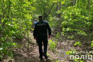 Поссорился с родными: в Одесской области нашли повешенным 14-летнего мальчика фото 1