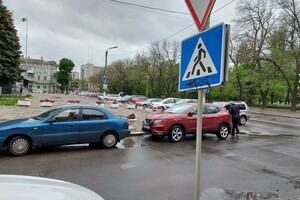 Я паркуюсь как: свежая фотоподборка наглых водителей в Одессе фото 8