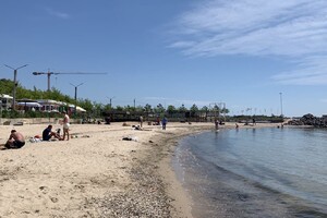 Пляж в Крыжановке: плюсы, минусы и как проходит подготовка к туристическому сезону  фото 13