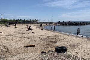 Пляж в Крыжановке: плюсы, минусы и как проходит подготовка к туристическому сезону  фото 32
