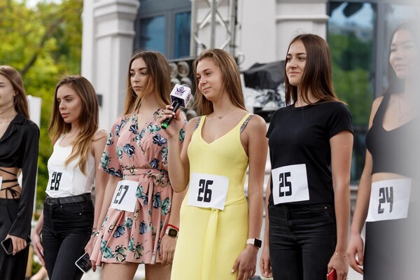 В Одессе прошел кастинг участниц &quot;Мисс Украина - 2021&quot;: на него пригласили больше 200 девушек фото