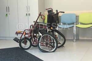 В Одессе пациента на инвалидном кресле засосало в МРТ-сканер: пострадали двое человек фото 3