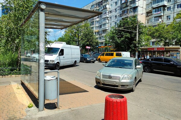 Копы на тротуаре: свежая фотоподборка наглых водителей в Одессе фото 3