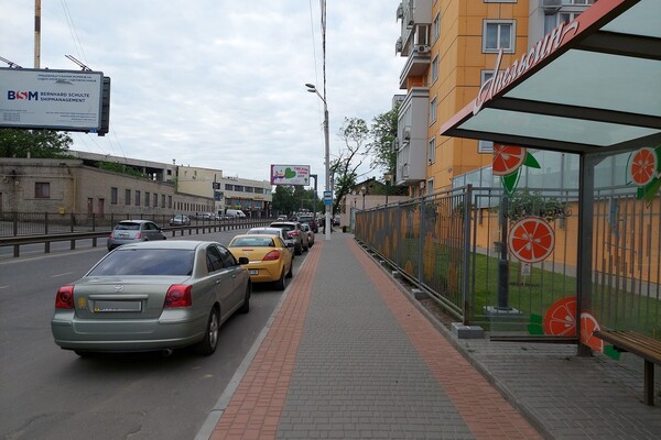 Копы на тротуаре: свежая фотоподборка наглых водителей в Одессе фото 5