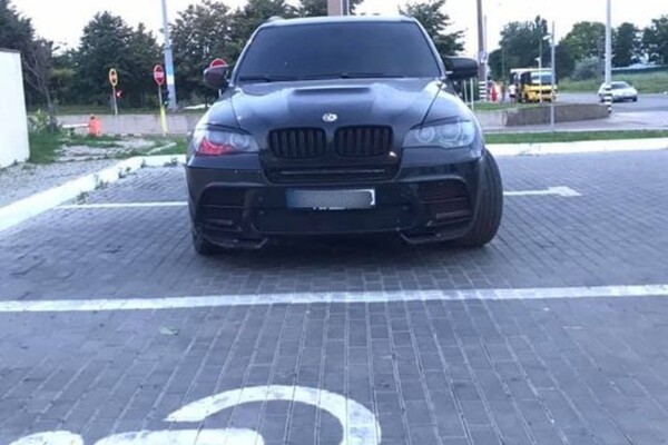 Выкручиваются, как могут: свежая фотоподборка наглых водителей в Одессе фото 8