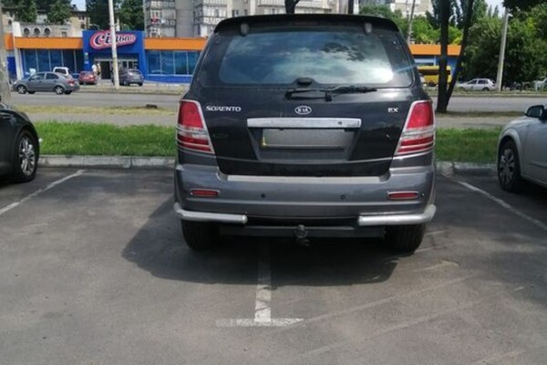 Выкручиваются, как могут: свежая фотоподборка наглых водителей в Одессе фото 9