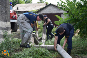 Спасибо спасателям: в Одессе организовали пункт для пострадавших от потопа фото 6