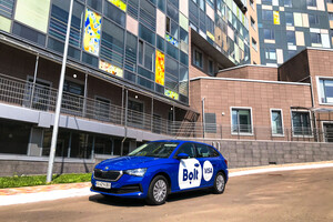 Боимся, но благодарим: как коронавирус изменил отношение к врачам фото