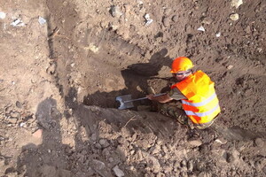 Засекреченные данные и первые находки: как проходят раскопки могильника под Одессой фото 2