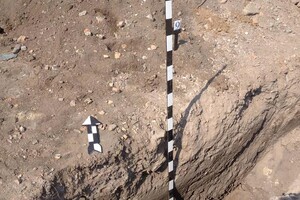 Засекреченные данные и первые находки: как проходят раскопки могильника под Одессой фото 4