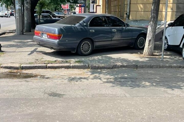 Недолго думая: свежая подборка наглых водителей в Одессе фото 3