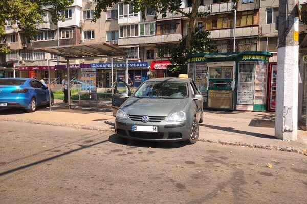 Недолго думая: свежая подборка наглых водителей в Одессе фото 8