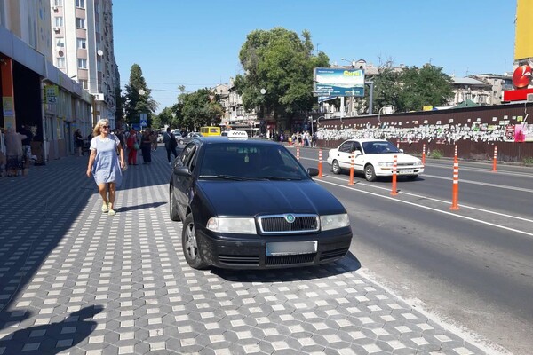 Короли дороги: свежая фотоподборка наглых водителей в Одессе фото 4