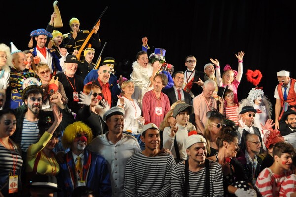 Комедиада-2021: в Одессе стартовал фестиваль клоунов фото 29