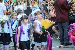 День знаний в Одессе: школьные линейки отменили, но не все  фото 3