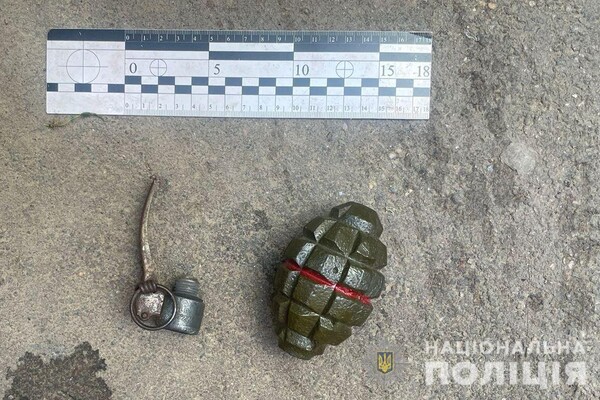 Пытался подорвать гранату в школе: на Таирова задержали мужчину (обновлено) фото 2