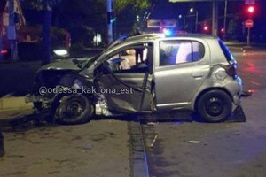 ДТП на Черемушках: BMW пролетел на два красных, погибла женщина (обновлено) фото 2