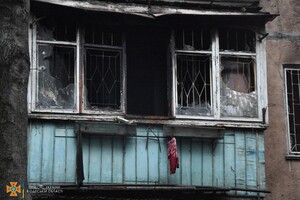 Жаркий день: в Одессе загорелись санаторий и жилая квартира фото 2