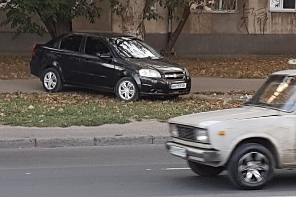 Наплевать на пешеходов: свежая фотоподборка наглых водителей в Одессе фото 6