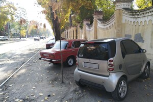 С фантазией все в порядке: свежая фотоподборка наглых водителей в Одессе фото 6
