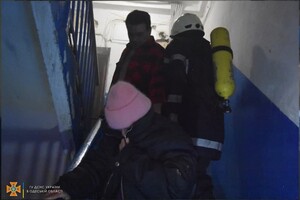 В Одессе загорелась коммунальная квартира: внутри находился трехлетний малыш фото 2