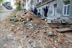 На Молдаванке отремонтируют старинную лестницу: ее признали аварийной фото 4