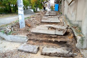 На Молдаванке отремонтируют старинную лестницу: ее признали аварийной фото 6