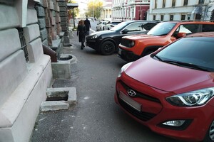 Короли дороги: свежая фотоподборка наглых водителей в Одессе фото 6