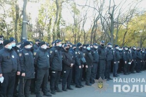 Аншлаг и 500 полицейских: как в Одессе прошел матч сборных Украины и Болгарии фото 1