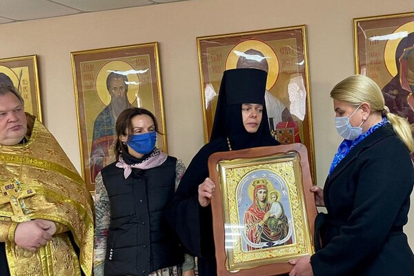 В Одессе открыли пункт массовой вакцинации при монастыре: на очереди &ndash; Кирха фото 1